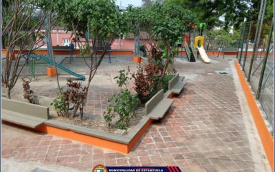 Mejoramiento del alumbrado y remozamiento de pintura del parque en la aldea Chispán