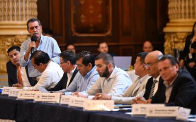 Alcaldes municipales se reúnen con Presidente Bernardo Arévalo