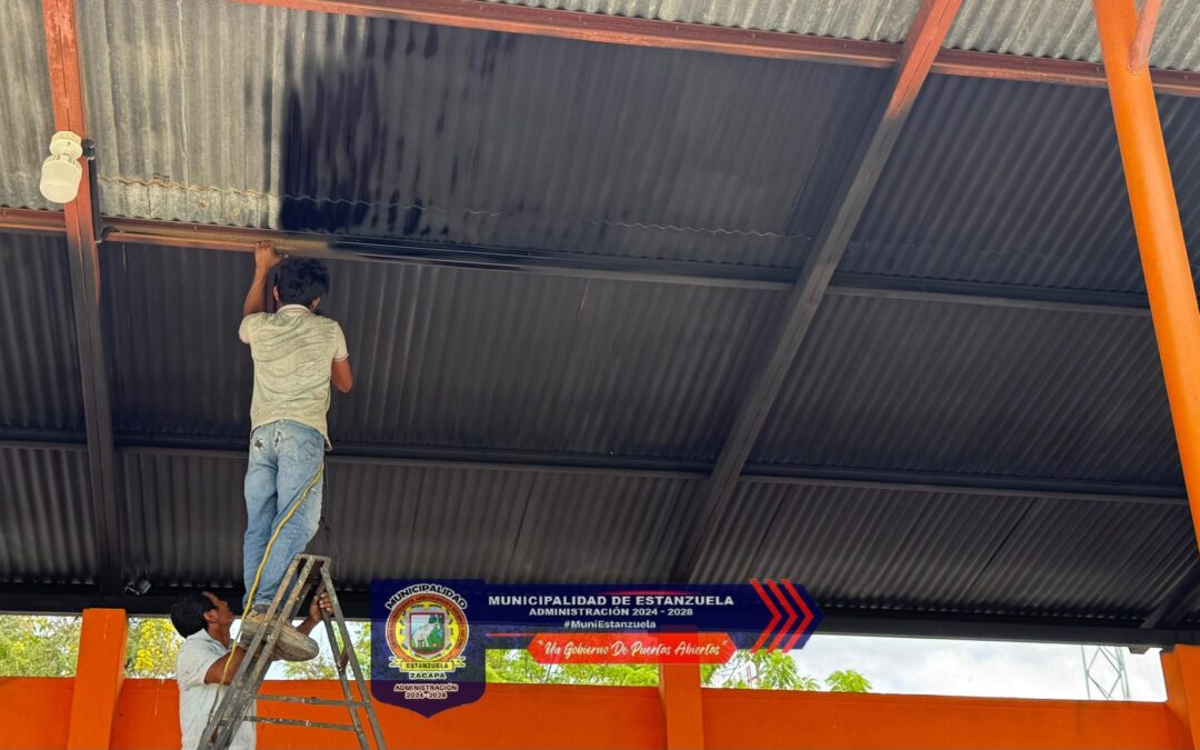 Remozamiento de pintura estadio municipal