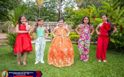 Candidatas a Niña Flor de La Feria