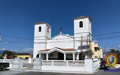Remozamiento de pintura Iglesia Católica