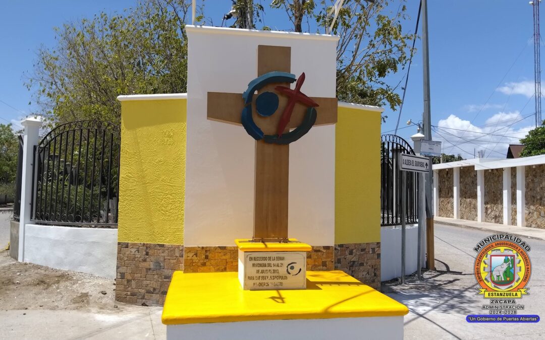 Remozamiento de pintura monumento La Cruz
