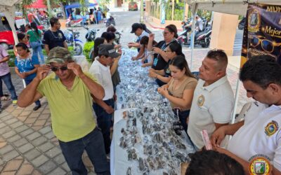 Entrega de anteojos graduados