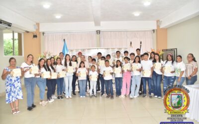 Entrega Diplomas Curso de Computación